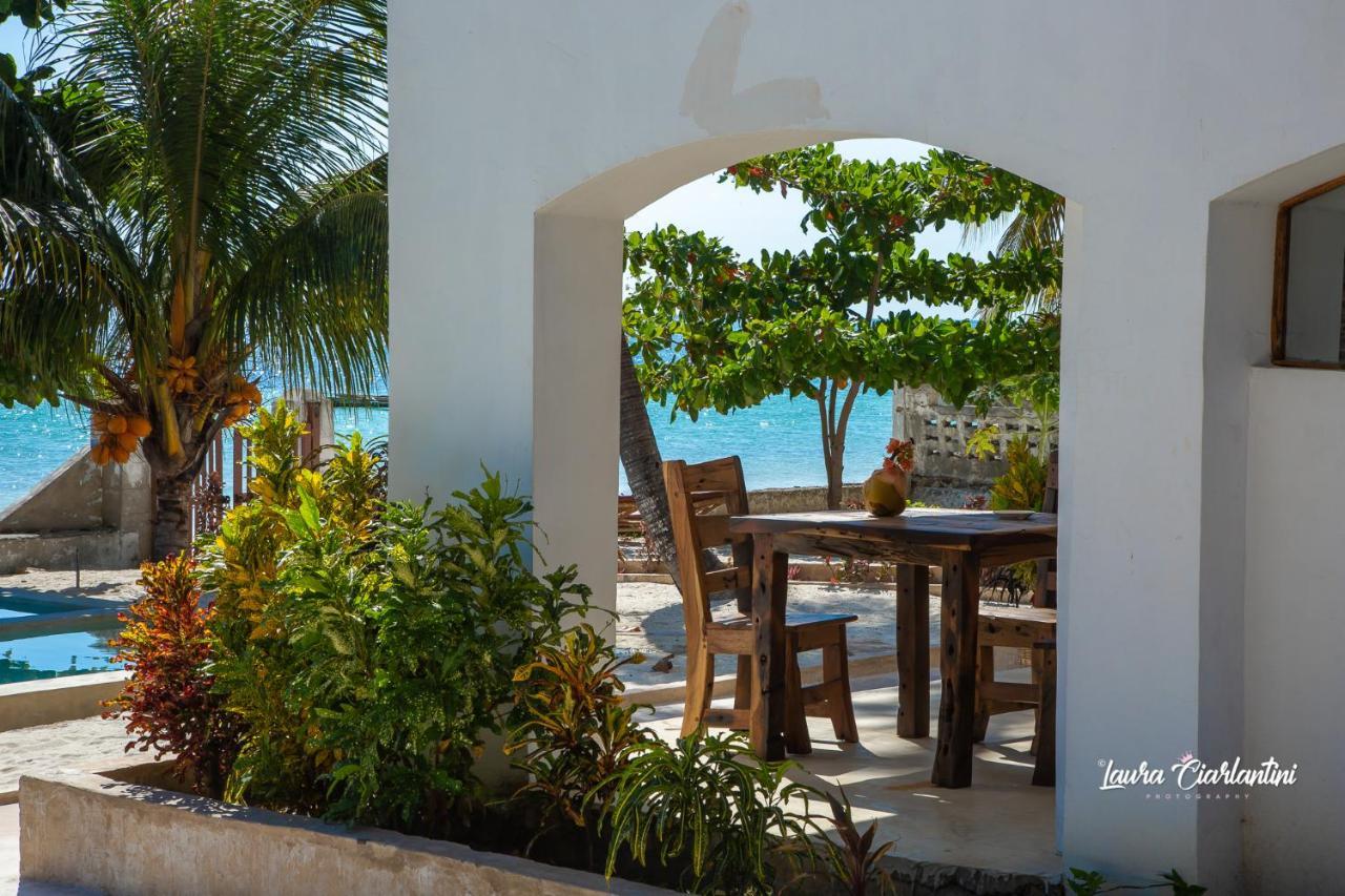 Uroa Zanzibar Vera Beach Hotel By Moonshine Dikoni Kültér fotó