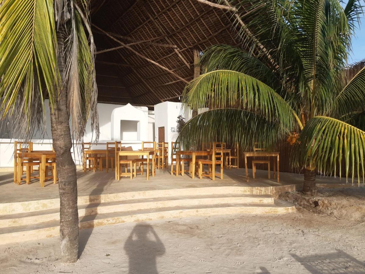 Uroa Zanzibar Vera Beach Hotel By Moonshine Dikoni Kültér fotó