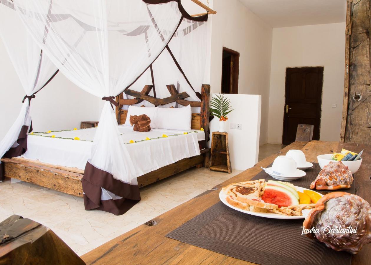 Uroa Zanzibar Vera Beach Hotel By Moonshine Dikoni Kültér fotó