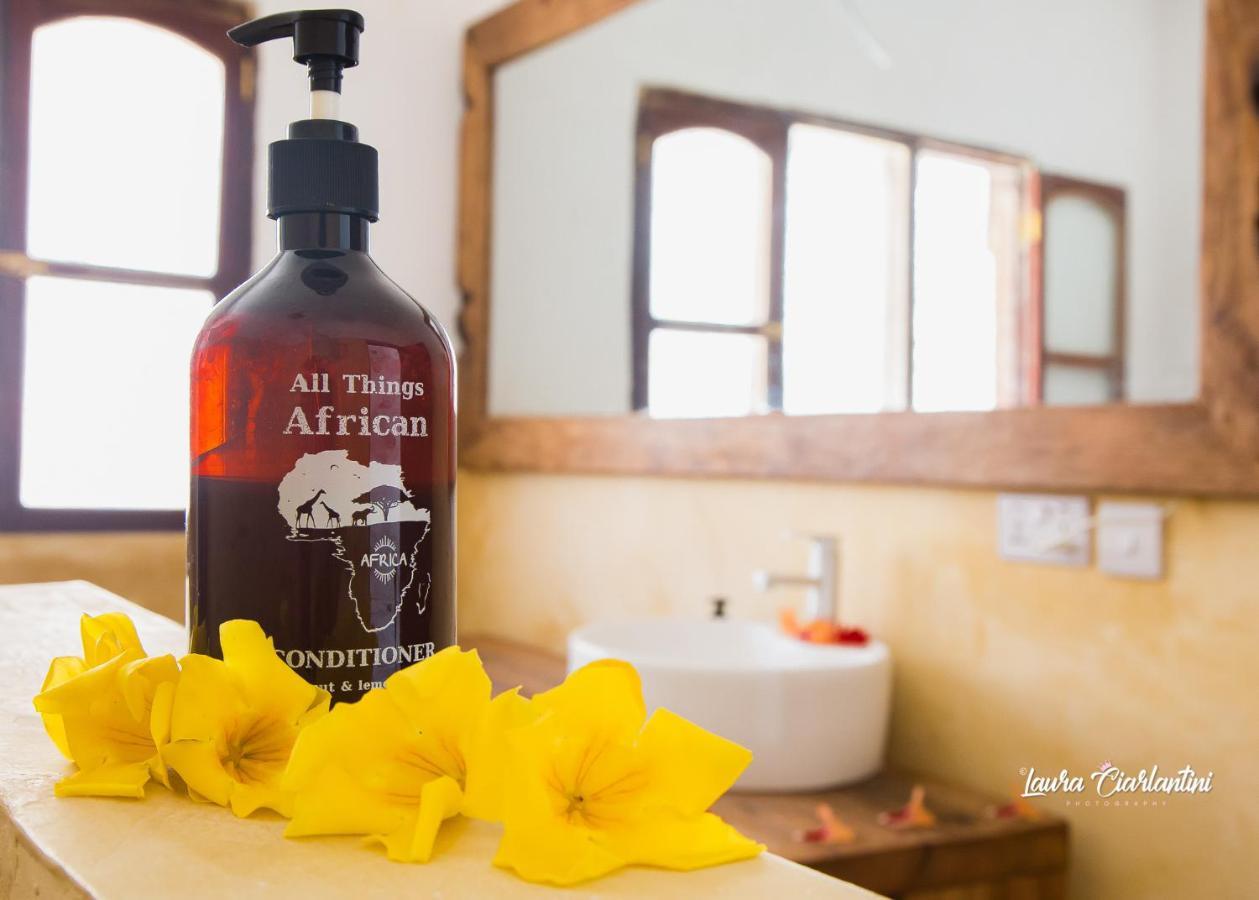 Uroa Zanzibar Vera Beach Hotel By Moonshine Dikoni Kültér fotó