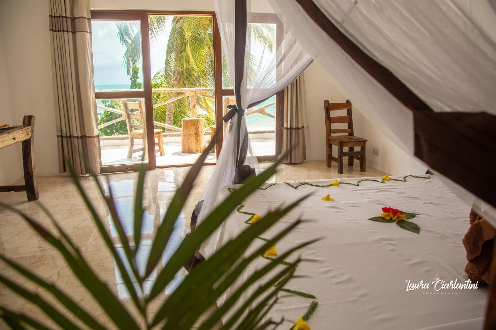 Uroa Zanzibar Vera Beach Hotel By Moonshine Dikoni Kültér fotó