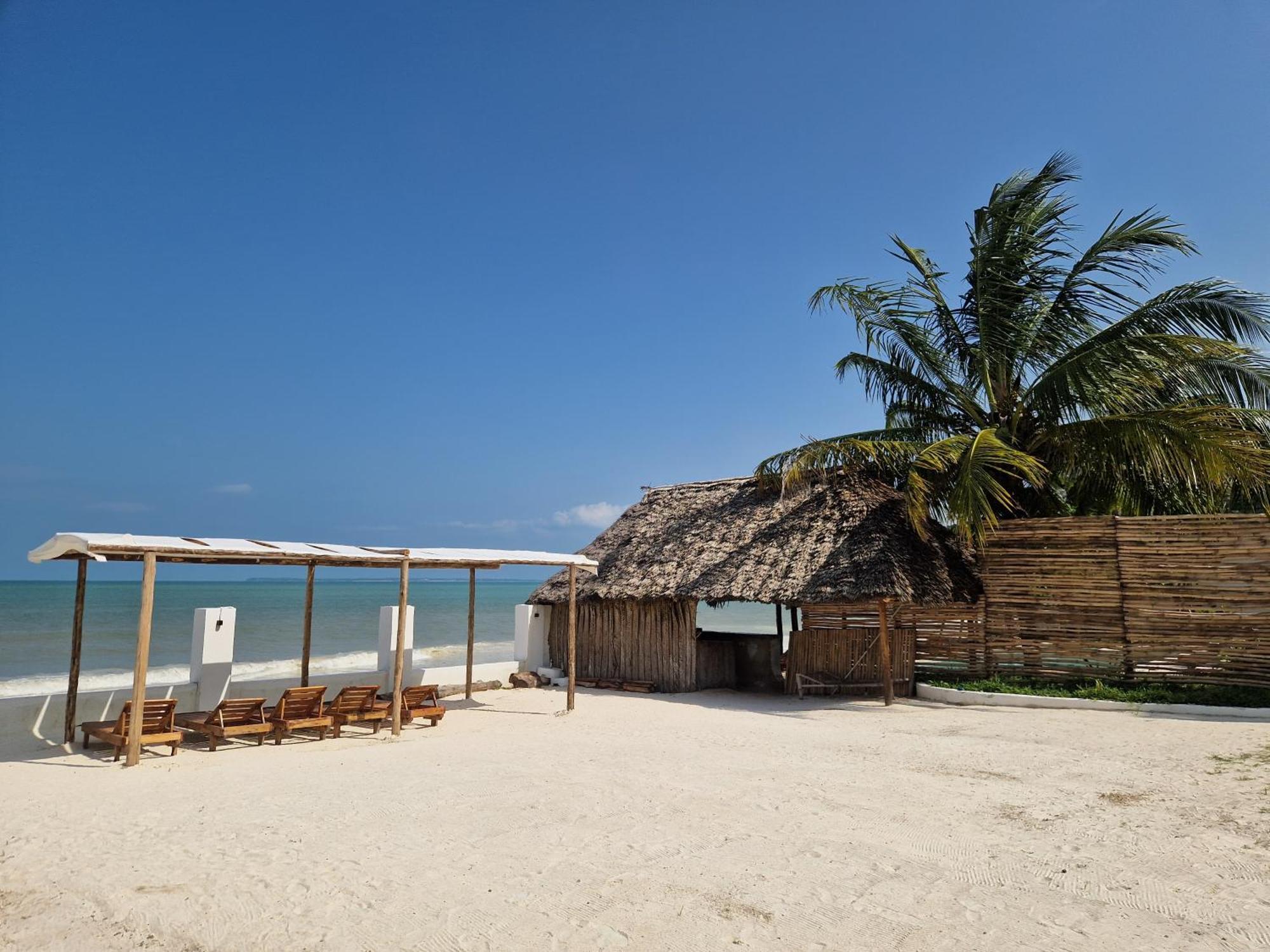 Uroa Zanzibar Vera Beach Hotel By Moonshine Dikoni Szoba fotó
